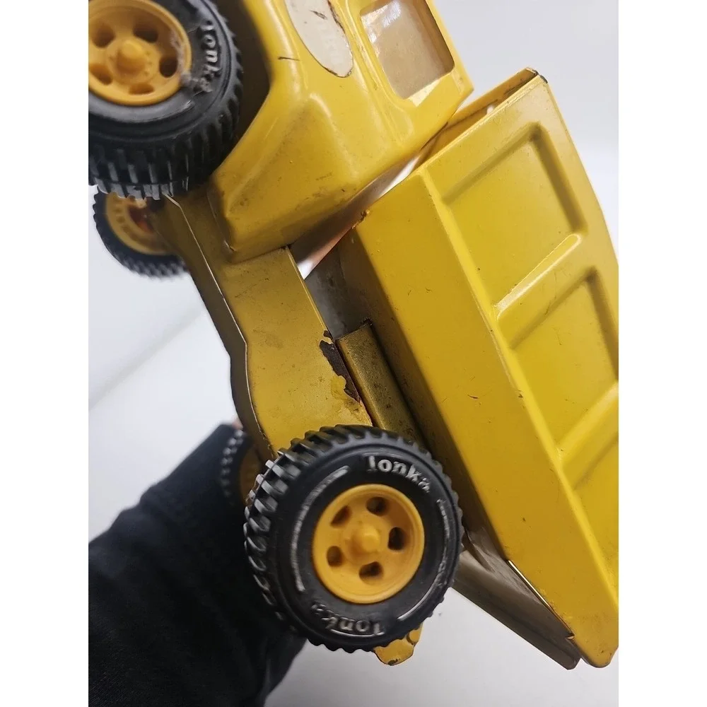 Vintage 70's Tonka Small Pressed Steel Metal Yellow 8.75